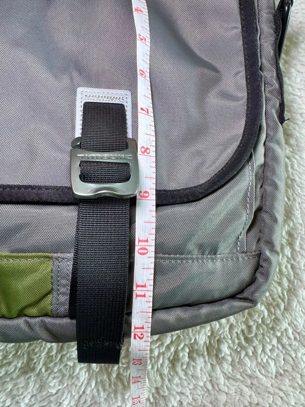 Timbuk2 Command Messenger Laptop Bag Size Medium Gray Crossbody Strap Travel New